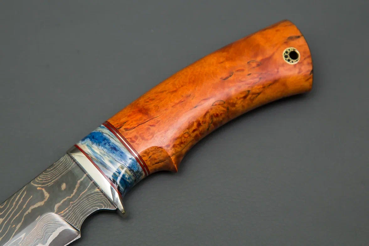 Нож Галеон ламиниров. сталь, мельхиор, зуб мамонта, карельская береза